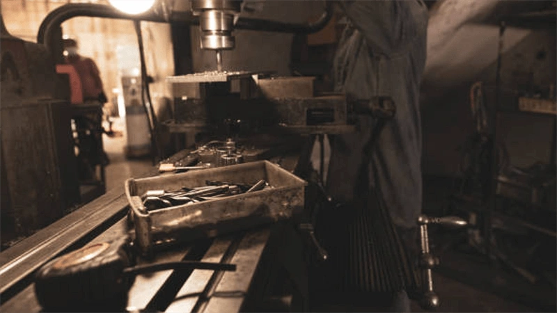 ワンストップ CNC 加工サービスの提供