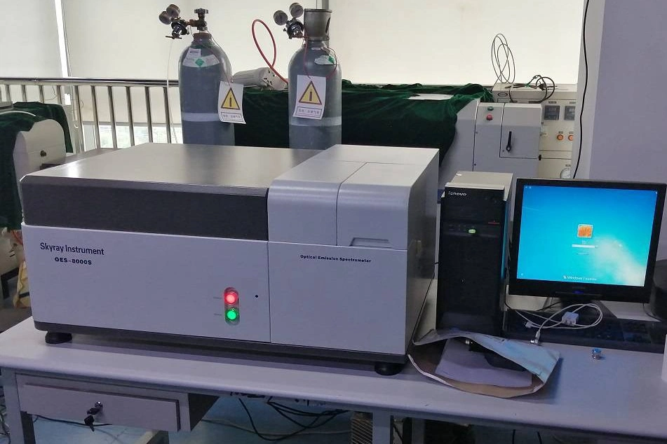 直読式発光分光分析装置